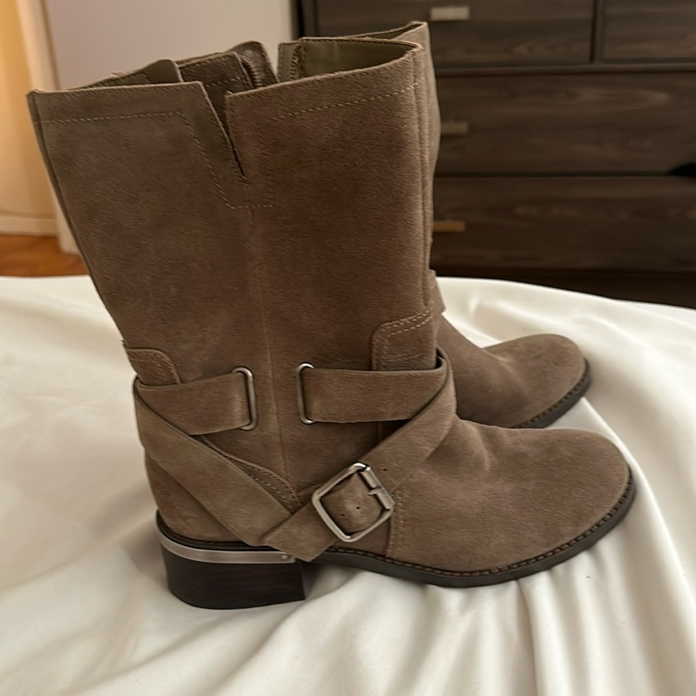 Never Worn Vince Camuto Boots